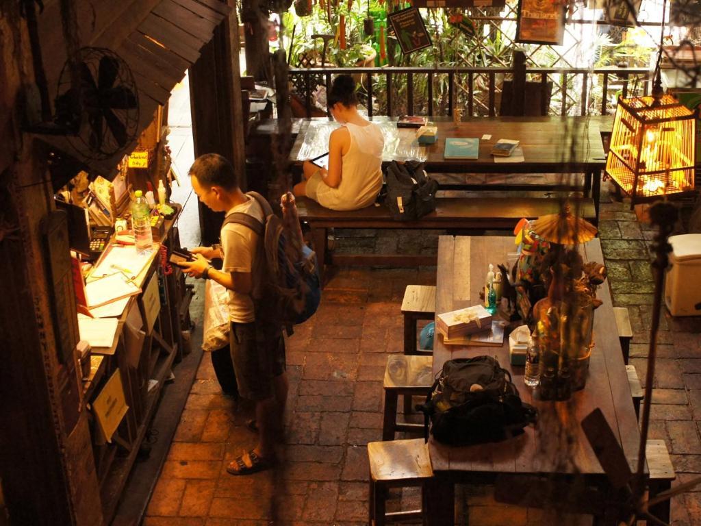 Suk11 Hostel Bangkok Eksteriør billede